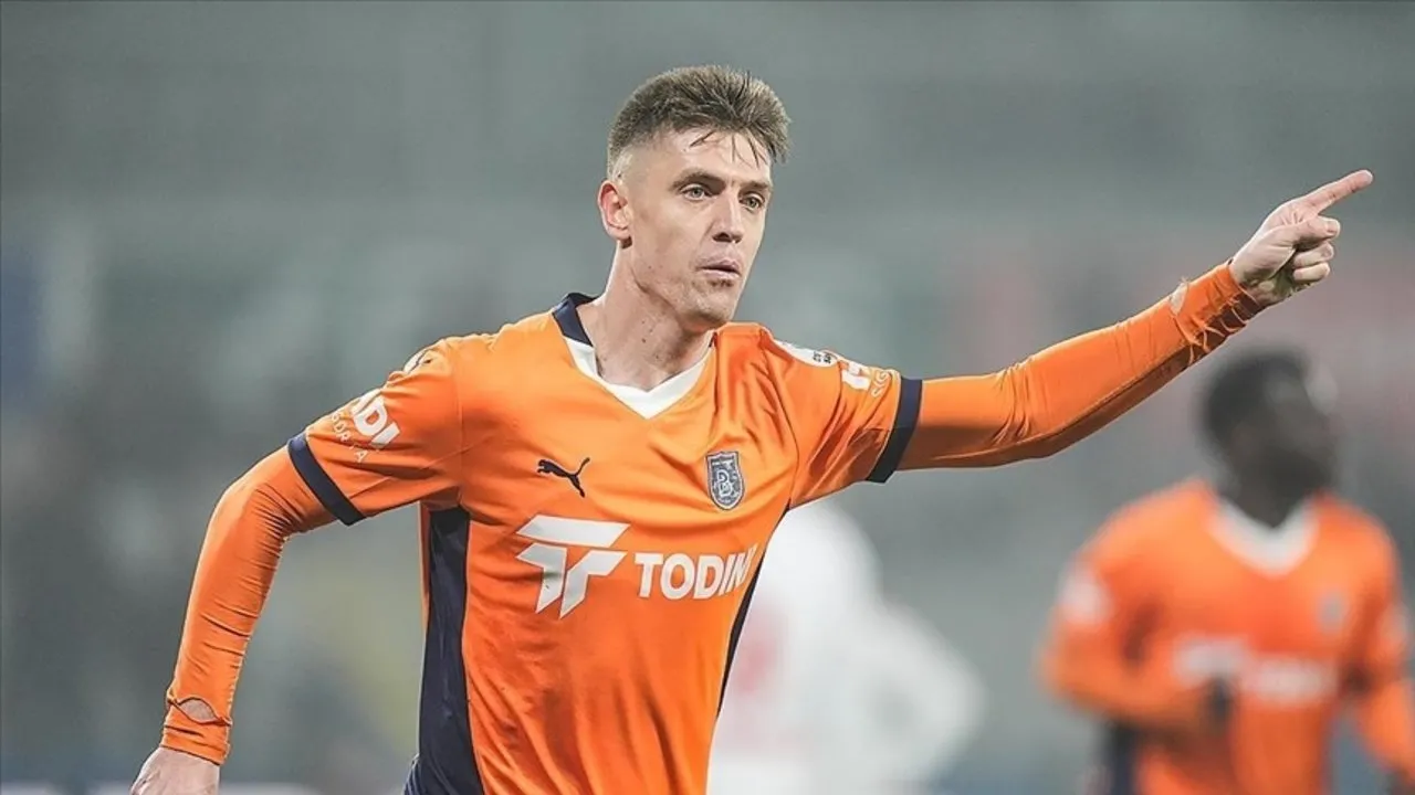 Başakşehir’e Piatek müjdesi!