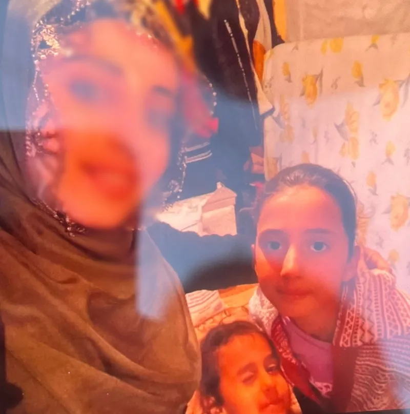 bursada-kan-donduran-baba-vahseti-3-cocugunun-kanina-girdi-2sini-kesici-alet-1ini-bogarak-oldurdu-1716998787089.jpg Bursa'da kan donduran baba vahşeti! 3 küçük yavrusunun kanına girdi: 2'sini kesici alet, 1'ini boğarak öldürdü! Anne detayı ise...-3