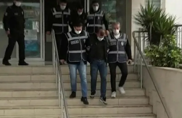 Mersin'de akılalmaz dolandırıcılık: "Banka yöneticileri FETÖ'cü. Paranızı bize teslim edin"-2