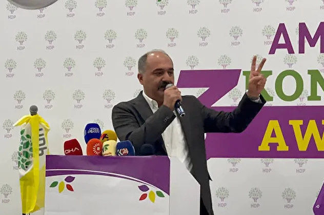 HDP'li vekilden Diyarbakır'da terörist elebaşı Öcalan için skandal çağrı