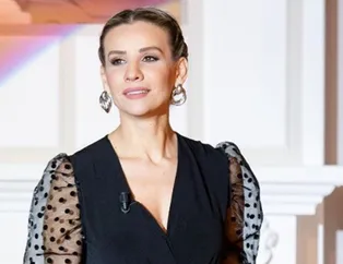 Esra Erol'dan canlı yayında itiraf: O an stüdyodan çıkıp gitmek istiyorum!