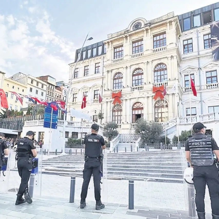 ’’İnan’’ılmaz ilişkiler