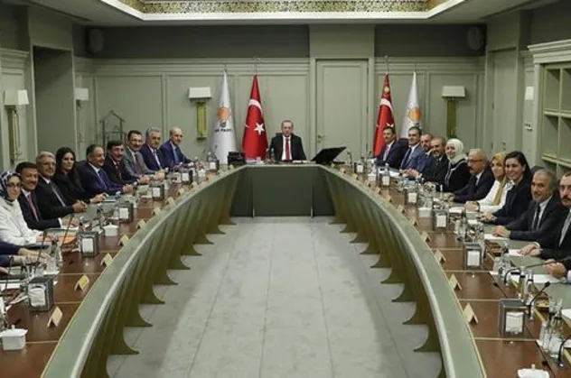 AK Parti MYK toplantısının perde arkası