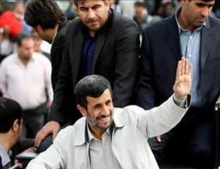 Ahmedinejad'a bombalı saldırı