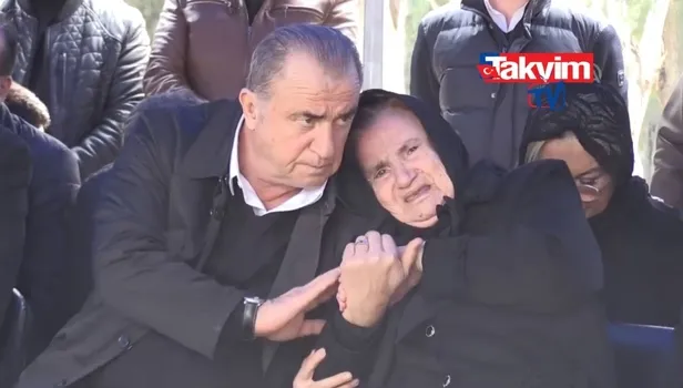 Fatih Terim'in annesi Nuriye Terim vefat etti! Talat Terim'in ölüm yıl dönümünde görüntülenmişlerdi... Geriye bu acı görüntüler kaldı!
