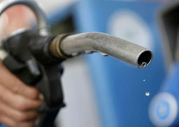 benzine-indrim-var-mi-geldi-mi-2-nisan-benzin-motorin-1-litresi-ne-kadar-kac-tl-oldu-epgis-guncel-akaryakit-fi-1648805480286.jpg 2 Nisan benzin, motorin 1 litresi ne kadar, kaç TL oldu? 📌BENZİNE İNDİRİM VAR MI, geldi mi? EPGİS güncel akaryakıt fiyatları: İstanbul, Ankara-3