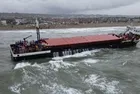 NINOVA isimli kuru yük gemisi Sakarya açıklarında karaya oturdu: Film gibi kurtarma operasyonu