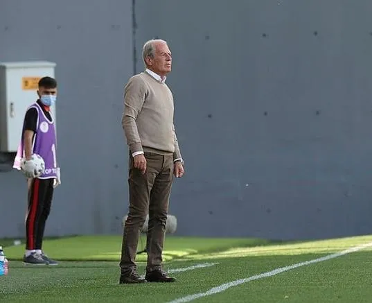 Galatasaray'da yönetim yeni teknik direktör için harekete geçti: Fatih Terim'in yerine iki aday!-4