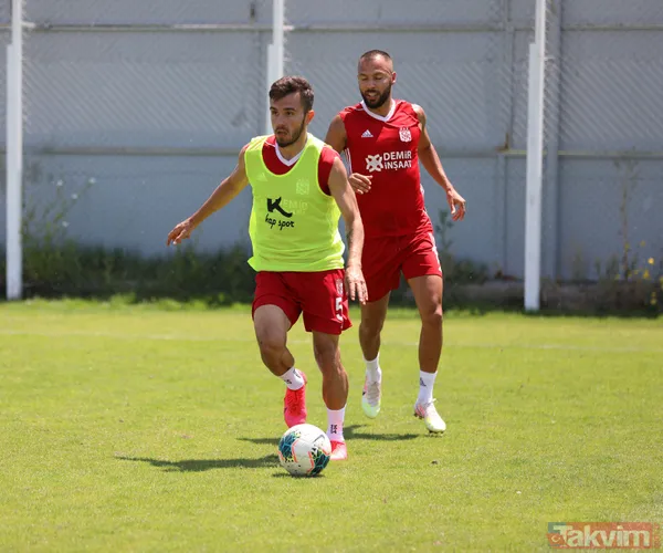 Mecnun Otyakmaz şoke eden Mert Hakan Yandaş gerçeğini açıkladı! Fenerbahçe ve Mert Hakan Yandaş... - 15