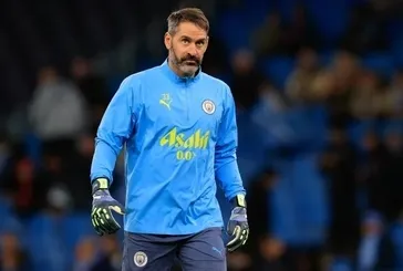 Scott Carson Manchester City’den ayrıldı