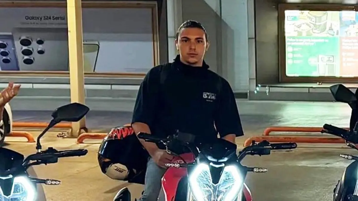 Motosikletle ağaca çarpan 16 yaşındaki genç hayatını kaybetti