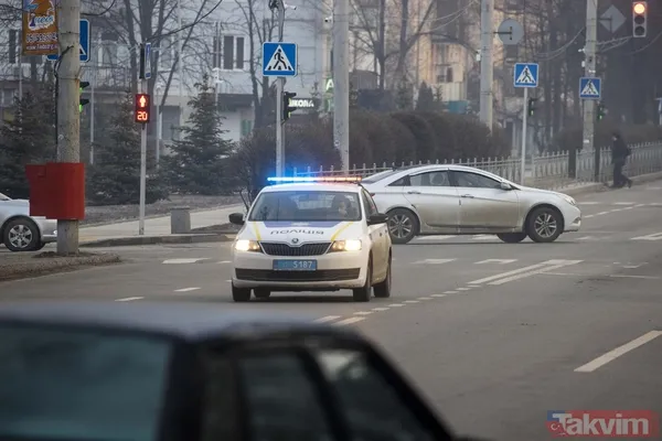 SON DAKİKA: Rusya Ukrayna'yı işgal ediyor! Savaştan en çarpıcı fotoğraflar: Halk metro istasyonlarına kaçtı... Gözlerde korku var - 18