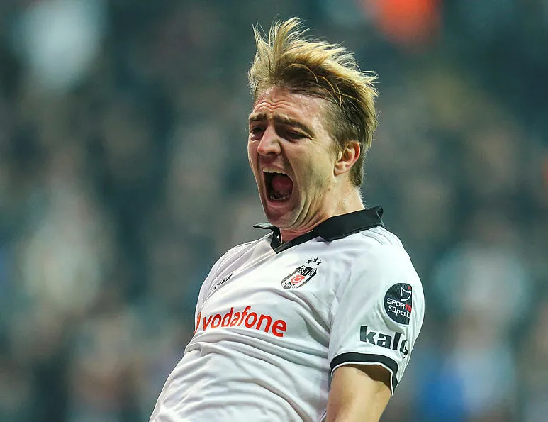 Caner Erkin transferinde Mert Hakan pürüzü