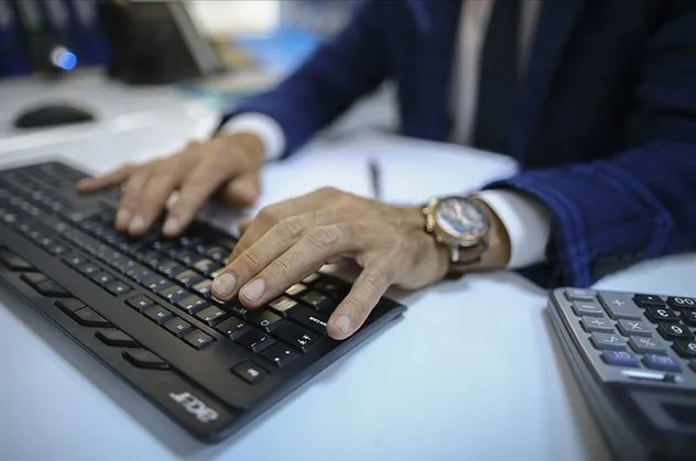 2021 memur atamalarına ilişkin yeni karar! Kamuya KPSS'li ve KPSS şartsız memur alımı! İşte başvuru şartları ve alım yapılan kadrolar