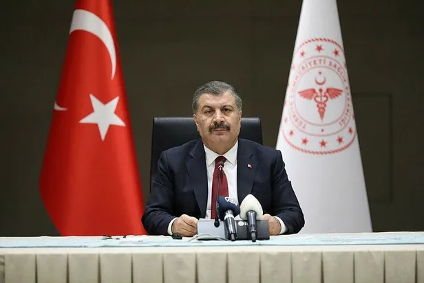 saglik-bakani-fahrettin-kocadan-saglikta-siddet-olaylarina-iliskin-aciklama-gecis-surecindeyiz-1647969421648.jpeg Sağlık Bakanı Fahrettin Koca'dan sağlıkta şiddet olaylarına ilişkin açıklama! "Geçiş sürecindeyiz..."-5