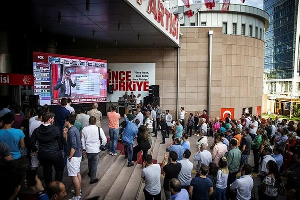 CHP Genel Merkezi'nde hüzün hakim-4