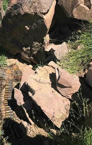 Hakkari’de doçka silahı ele geçirildi! Valilik fotoğrafları paylaştı