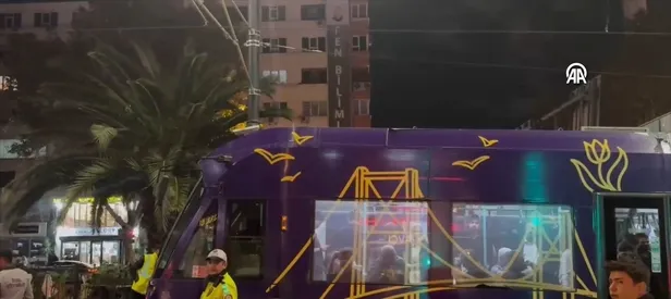 Tramvay yayaya çarptı!