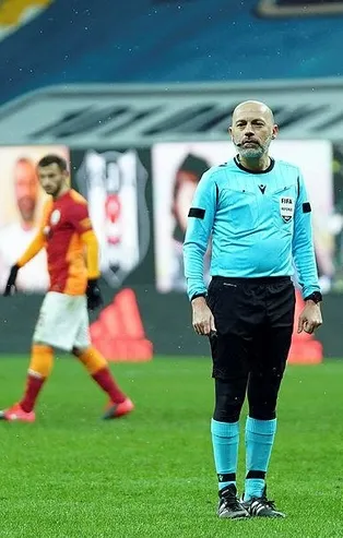 Dev derbi öncesi şok sözler: Hakemler Fenerbahçe forması giyiyor