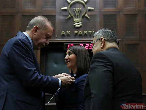 Başkan Erdoğan AK Parti'ye katılan 5 belediye başkanına rozetlerini taktı! - 8
