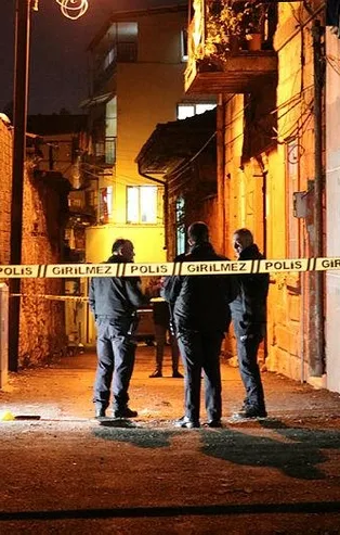 İzmir'in Konak ilçesinde kiracı, ev sahibini pompalı tüfekle öldürdü