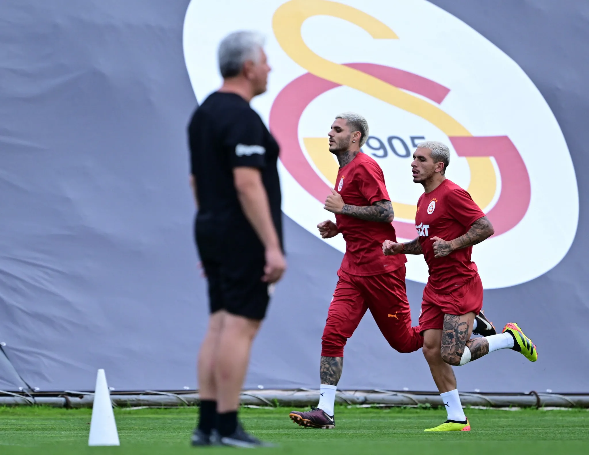 Galatasaray'dan Beşiktaş'a dev çalım! Planlar altüst oldu - 15