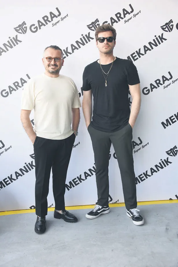 hande-ataizi-yillara-meydan-okuyor-48-yasindaki-oyuncu-spor-salonunda-yaptigi-paylasimla-hayran-birakti-1652726304347.jpg Hande Ataizi yıllara meydan okuyor! 48 yaşındaki oyuncu spor salonunda yaptığı paylaşımla hayran bıraktı-6