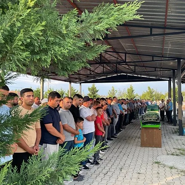 Gölete giren 2 çocuk boğuldu