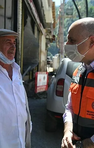 Ulaştırma ve Altyapı Bakanı Karaismailoğlu, selin vurduğu Dereli ilçesinde incelemelerde bulundu!