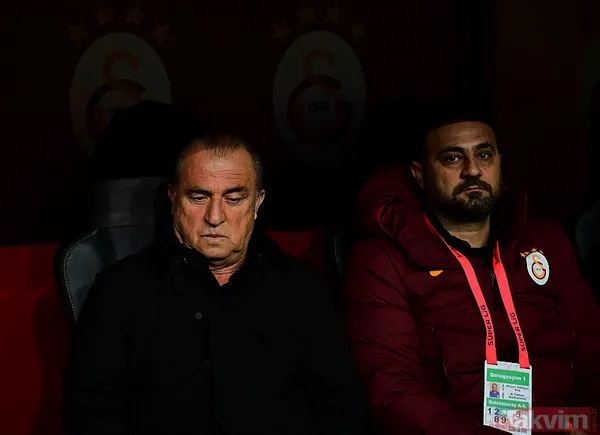 Teknik Direktör Fatih Terim, Önce 'Üçüncü Kızım' Dediği Hande Sümertaş, Ardından De Hemşehrisi De Olan Yardımcısı Hasan Şaş İle Yollarını Ayırdı. Bunlar...