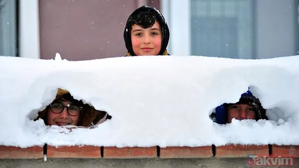 14 Nisan Kar Tatili Olan İller ❄️ Muş: İl Genelinde Eğitime Ara Verildi Muş Valiliği'nden Yapılan Açıklamaya Göre, Kentte Etkisini Sürdüren Yoğun Kar Yağışı Ve...