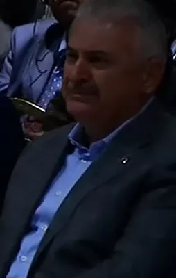 Başbakan Yıldırım gözyaşlarını tutamadı