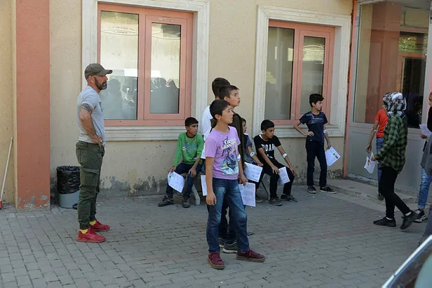 Okulda cıva zehirlenmesi! 27 öğrenci hastaneye kaldırıldı!-1