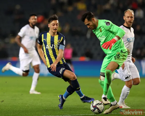 Fenerbahçe-Yeni Malatyaspor maçı sonrası Ali Koç'a tepkiler dinmiyor: Getiremezse koşarak kaçacak - 6