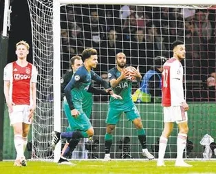 Ajax karşısında muhteşem geri dönüş! Tottenham final biletini kaptı