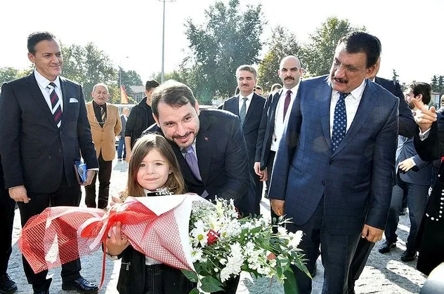 Bakan Albayrak Malatya'da ziyaretlerde bulundu