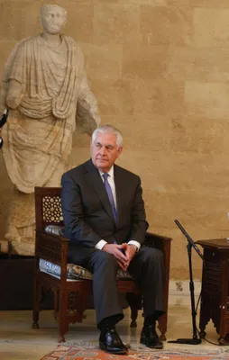 Tillerson şoka girdi! O anlar canlı yayınlandı