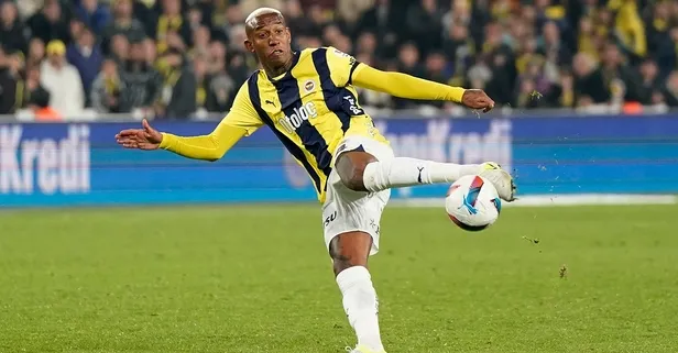 Talisca hazırlık maçında sakatlandı