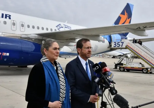 son-dakika-israil-cumhurbaskani-isaac-herzog-turkiyeye-geliyor-herzogdan-ziyaret-oncesi-baris-ve-isbirligi-mes-1646824550563.jpg SON DAKİKA: İsrail Cumhurbaşkanı Isaac Herzog Türkiye'ye geldi Herzog'dan ziyaret öncesi barış ve işbirliği mesajları-10