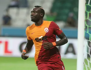 Son dakika transfer haberleri... Galatasaray 13 milyon Euro'ya almıştı! Mbaye Diagne Cimbom'un başına bela oldu!