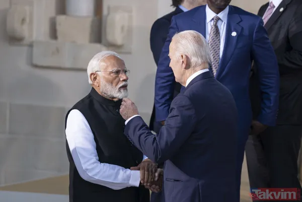 Başkan Recep Tayyip Erdoğan, G7 zirvesinde aile fotoğrafı çekimine katıldı! Papa Francis ile ayaküstü dikkat çeken sohbet - 13