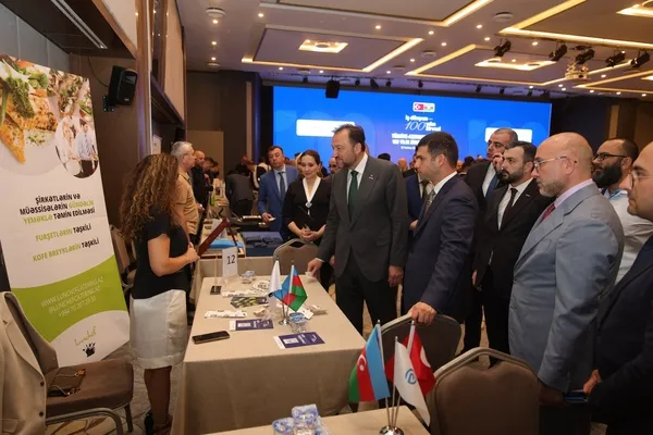 turkiye-ve-azerbaycan-ticari-iliskileri-ve-gelecek-vizyonu-istanbulda-ele-alindi-1689335332895.jpg