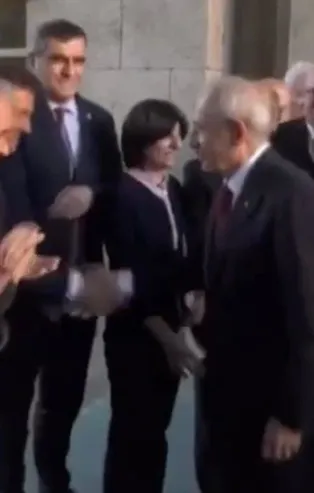 CHP’li vekiller İmamoğlu ve Yavaş'a “Ya bana katılın ya da şimdi yolumdan çekilin” resti çeken Kılıçdaroğlu'na alkış kuyruğunda