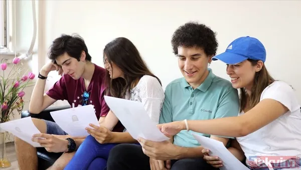 Burs ilanlarına bakan öğrencilere müjde: Hangi kurum ne kadar burs veriyor? - 1