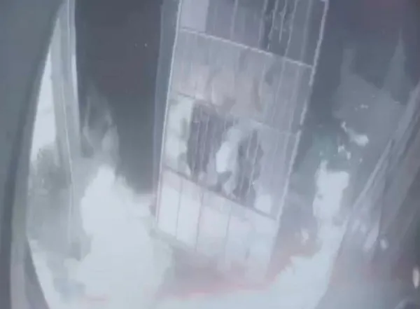 konyada-oto-tamirhanesinde-patlama-1-yarali-1668308509389.jpeg Konya'da oto tamirhanesinde patlama! 1 yaralı-1