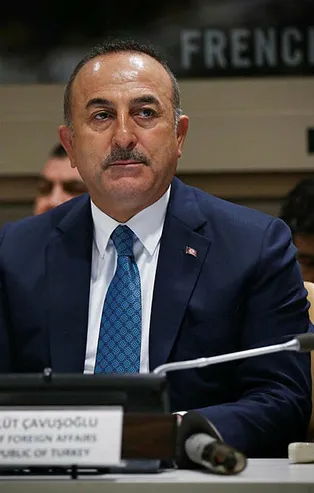 Çavuşoğlu'ndan Rum bakana tarihi ayar!