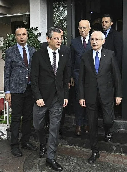 kemal-kilicdaroglu-ekrem-imamoglunu-bitirmeye-kararli-2-ile-daha-ofis-aciyor-nereden-geliyor-bu-degirmenin-suy-1702468091851.jpeg Kemal Kılıçdaroğlu Ekrem İmamoğlu'nu bitirmeye kararlı! 2 ile daha ofis açıyor: Nereden geliyor bu değirmenin suyu?-3