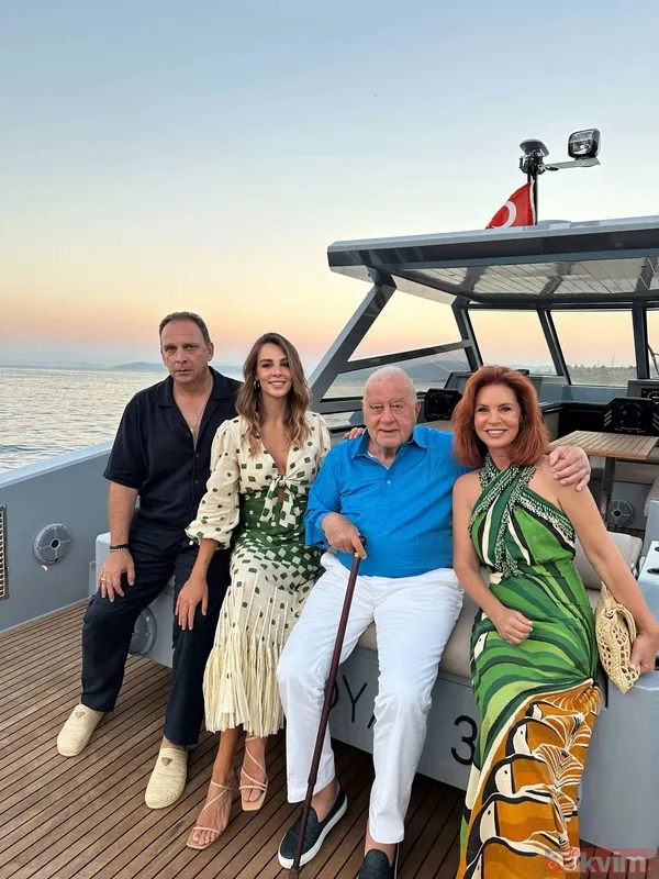 32 yıl önce kucağına almıştı! Hülya Koçyiğit’ten torunu Aslışah’a: Sen büyürken seni hayranlıkla izledim... - 3