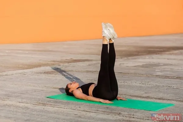 Burpee – Tüm Vücut İçin Yoğun Antrenman Burpee, Kısa Sürede Tüm Vücudu Çalıştıran En Verimli Egzersizlerden Biridir. Yağ Yakımını Hızlandırır, Dayanıklılığı...