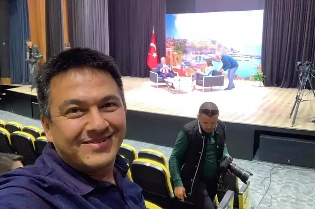 CHP'li başkan Muhittin Böcek, yeğeni Cemil Böcek'i daire başkanı olarak atadı